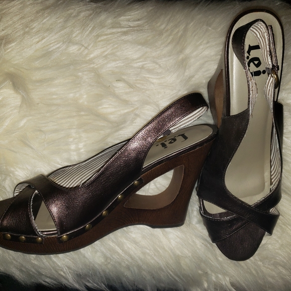 LEI Wedge Sandals - Picture 3 of 5